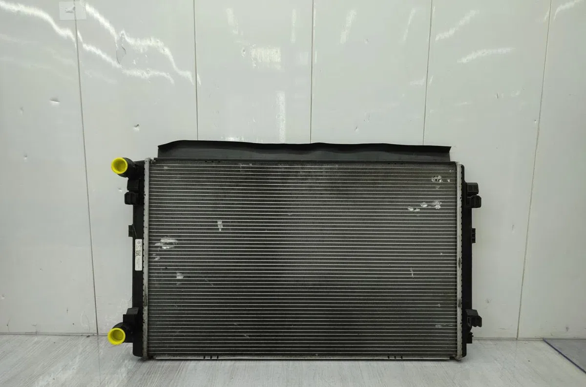 Radiateur VOLKSWAGEN PASSAT 7 PHASE 1 BREAK occasion