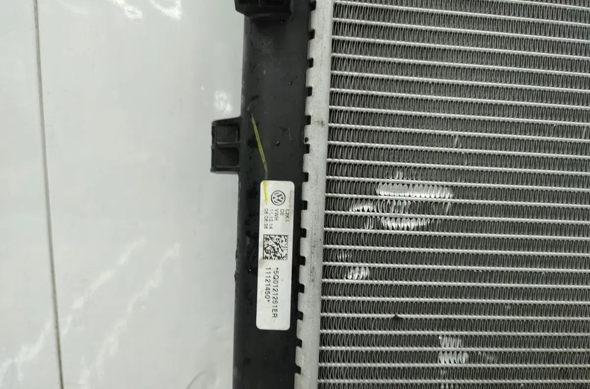 Radiateur VOLKSWAGEN PASSAT 7 PHASE 1 BREAK occasion
