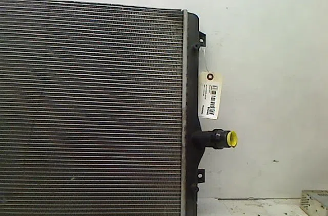 Radiateur Volkswagen PASSAT B6 (3C2) 2.0 tdi 16v (2005-2010) occasion