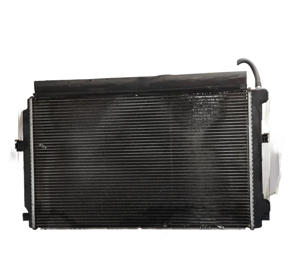 Radiateur Volkswagen PASSAT B8 (3G2, CB2) 1.6 tdi (2014) occasion