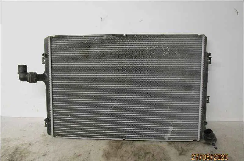 Radiateur VOLKSWAGEN PASSAT V occasion