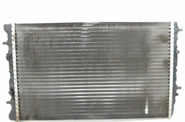 Radiateur Volkswagen POLO (9N_, 9A_) 1.2 (2002-2007) occasion