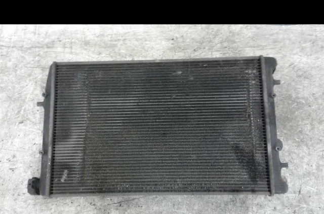 Radiateur Volkswagen POLO (9N_, 9A_) 1.4 tdi (2001-2005) 5 portes occasion