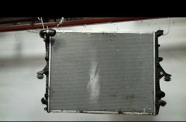 Radiateur Volkswagen TOUAREG (7LA, 7L6, 7L7) 2.5 r5 tdi (2003-2010) occasion