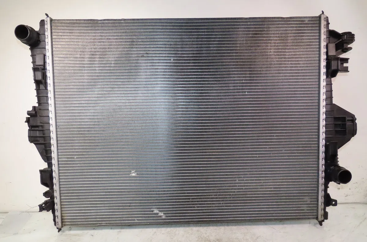 Radiateur Volkswagen TOUAREG (7P5, 7P6) 3.0 v6 tdi (2010-2018) occasion
