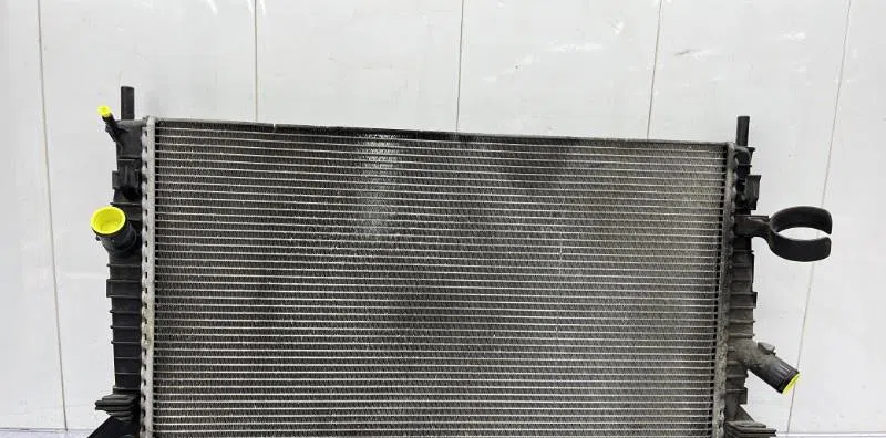 Radiateur VOLVO C 30 PHASE 1 occasion