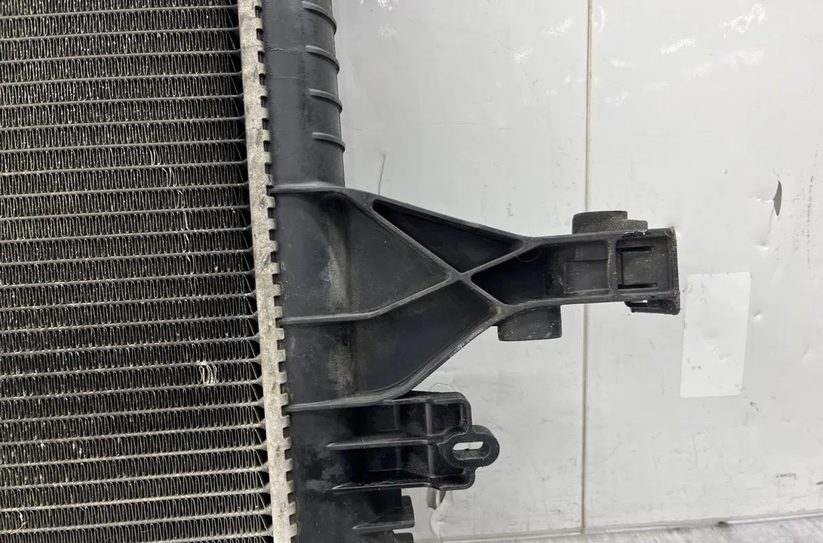 Radiateur VOLVO V 70 1 PHASE 2 BREAK occasion