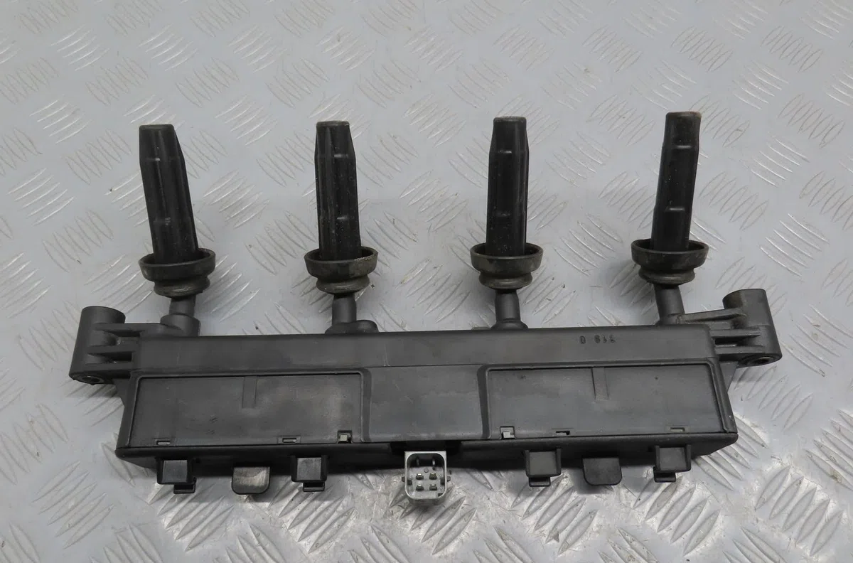 Rampe injection Citroen SAXO (S0, S1) 1.4 vts (1996-2003) occasion
