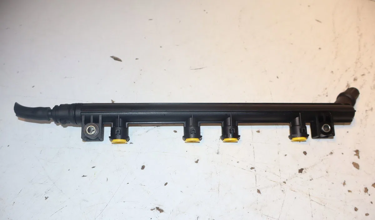 Rampe injection Fiat PANDA (169_) 1.2 (169axf2a, 169axf1a) (2010-2013) occasion