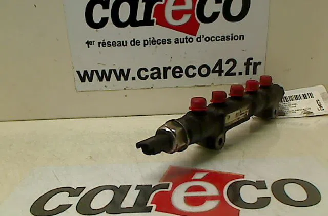 Rampe injection FORD FIESTA 2004 occasion