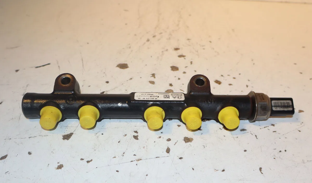 Rampe injection Ford FIESTA VI (CB1, CCN) 1.4 tdci (2010-2012) 3 portes occasion
