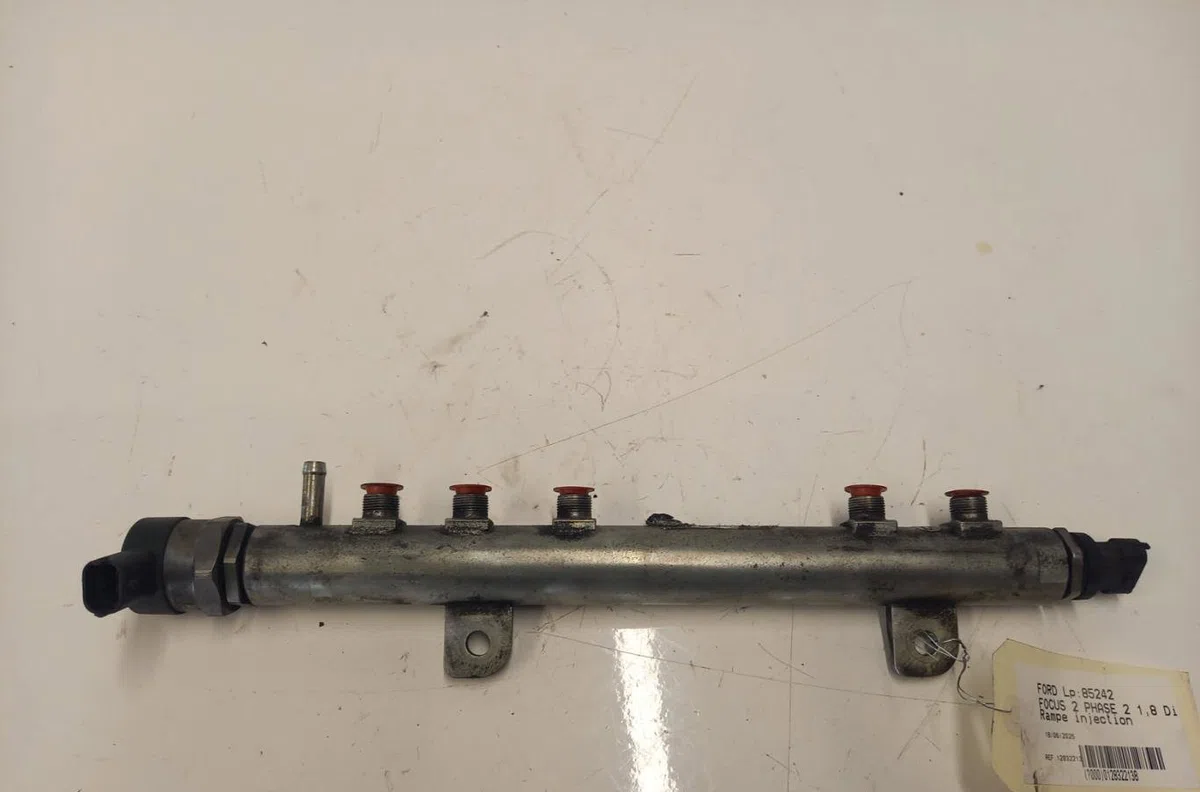 Rampe injection FORD FOCUS 2 PHASE 2 occasion