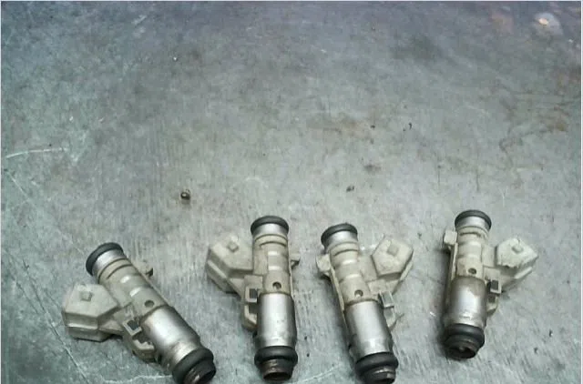 Rampe injection Peugeot 206 3-5 portes (2A-C) 1.4 i (1998-2012) 3 portes occasion