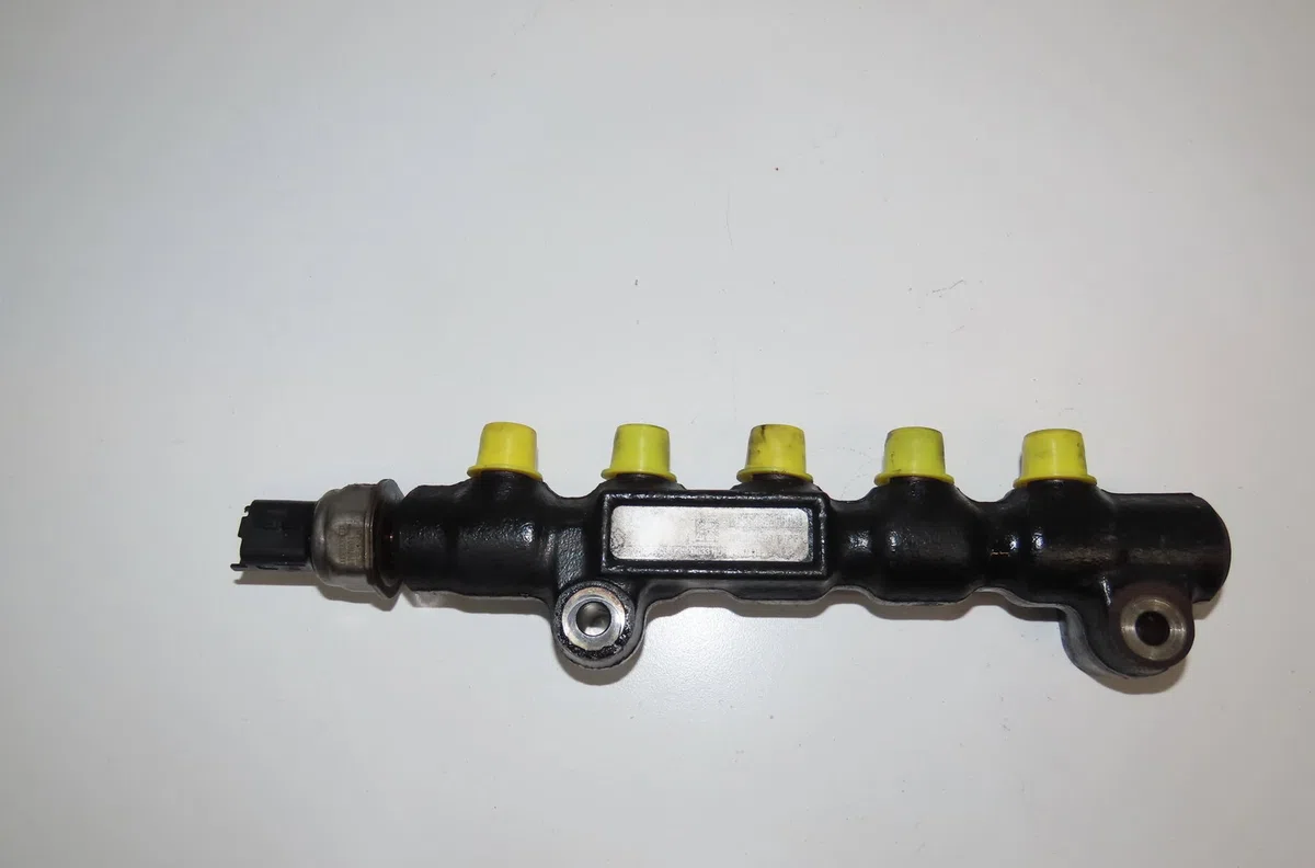 Rampe injection Peugeot 207-207 (WA_, WC_) 1.4 hdi (2006-2015) 5 portes occasion