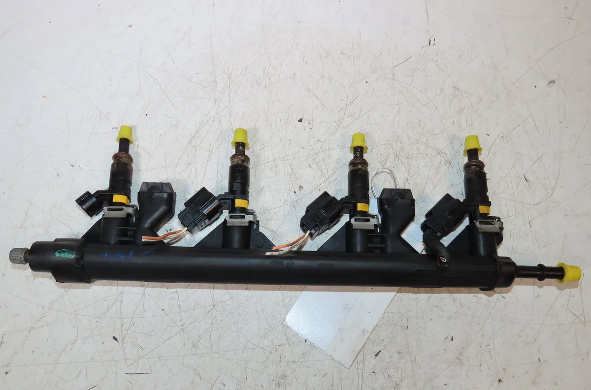 Rampe injection Peugeot 207-207 (WA_, WC_) 1.6 16v vti (2007-2012) 5 portes occasion