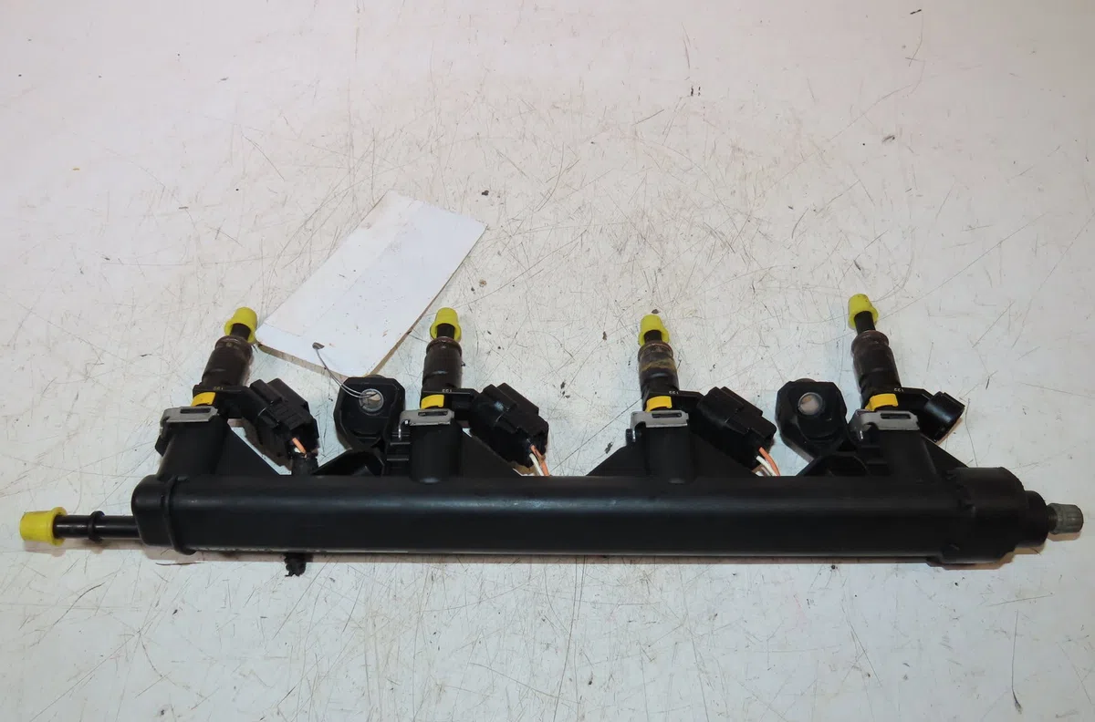Rampe injection Peugeot 207-207 (WA_, WC_) 1.6 16v vti (2007-2012) 5 portes occasion