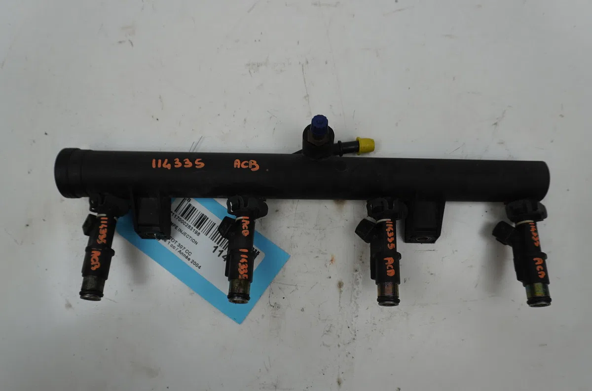Rampe injection Peugeot 307 CC (3B) 2.0 16v (2003-2005) 2 portes occasion