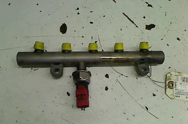 Rampe injection PEUGEOT 307 occasion