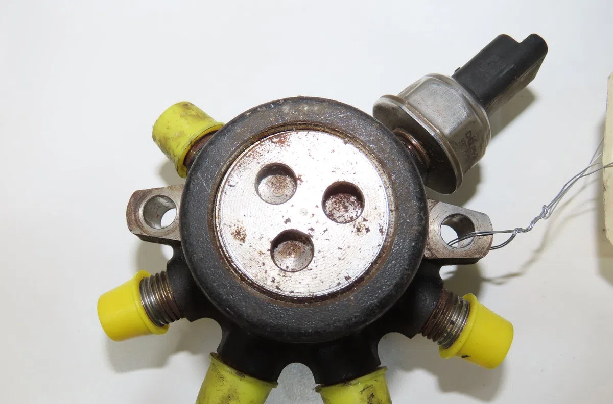 Rampe injection Renault GRAND SCÉNIC II (JM0-1_) 1.5 dci (jm02, jm13) (2004-2008) occasion