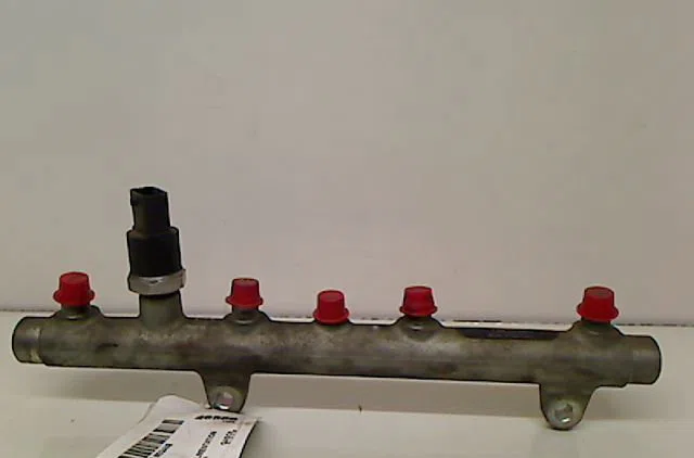 Rampe injection Renault MEGANE I (BA0-1_) 1.9 dci (ba05, ba1f) (2001-2003) occasion