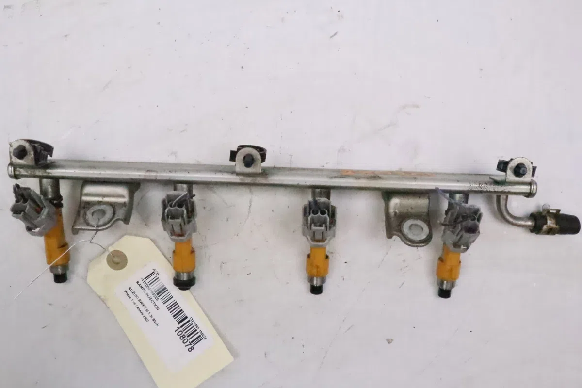 Rampe injection Suzuki SWIFT III (MZ, EZ) 1.3 (rs 413) (2005) occasion