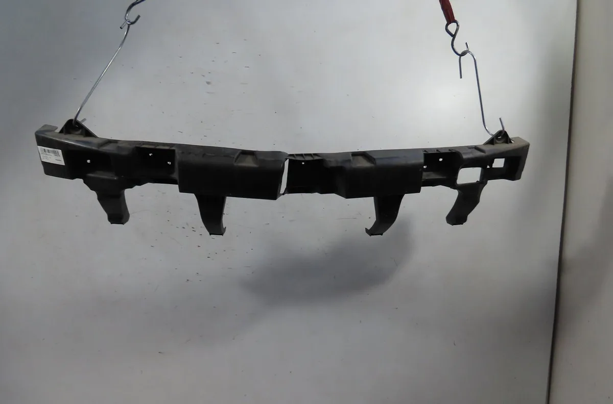 Renfort pare-choc arrière Dacia DUSTER (HS_) 1.5 dci (2010-2018) occasion