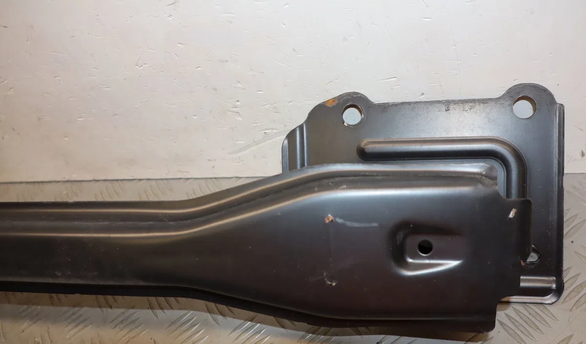 Renfort pare-choc arrière Ford FIESTA VI (CB1, CCN) 1.25 (2008-2017) 5 portes occasion