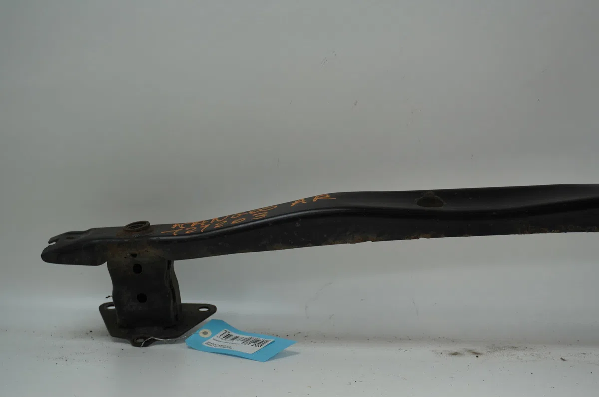 Renfort pare-choc arrière Renault KANGOO - GRAND KANGOO II (KW0-1_) 1.5 dci 85 (kw0k, kw0l, kw0b) (2008) 4 portes occasi