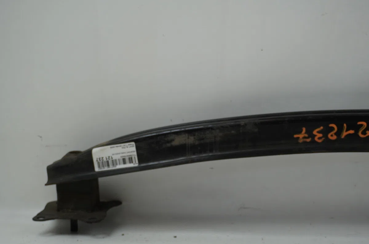 Renfort pare-choc arrière Seat ALTEA (5P1) 1.9 tdi (2004) 5 portes occasion