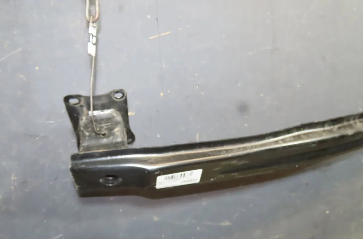 Renfort pare-choc arrière Seat LEON (5F1) 1.2 tsi (2012-2018) occasion
