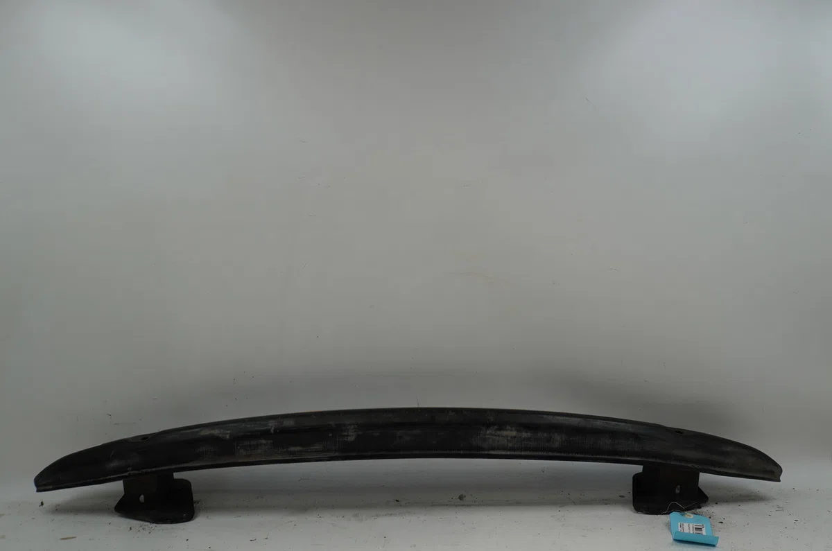 Renfort pare-choc arrière Volkswagen GOLF IV (1J1) 1.9 tdi (1997-2004) occasion