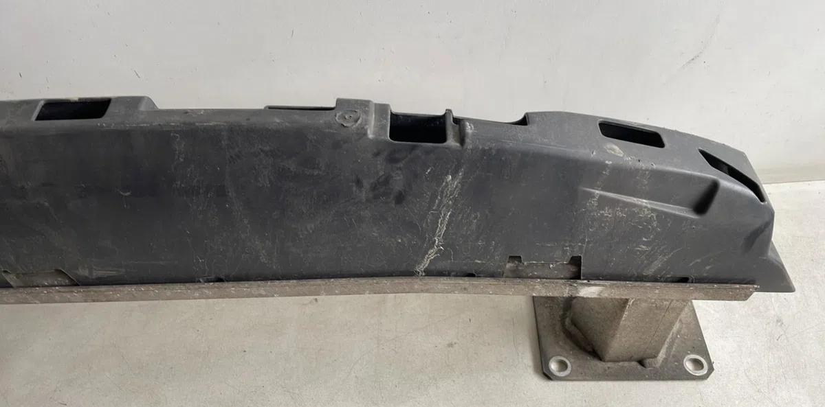 Renfort pare-choc avant Citroen C4 PICASSO I Monospace (UD_) 1.6 hdi 110 (2010-2013) 5 portes occasion