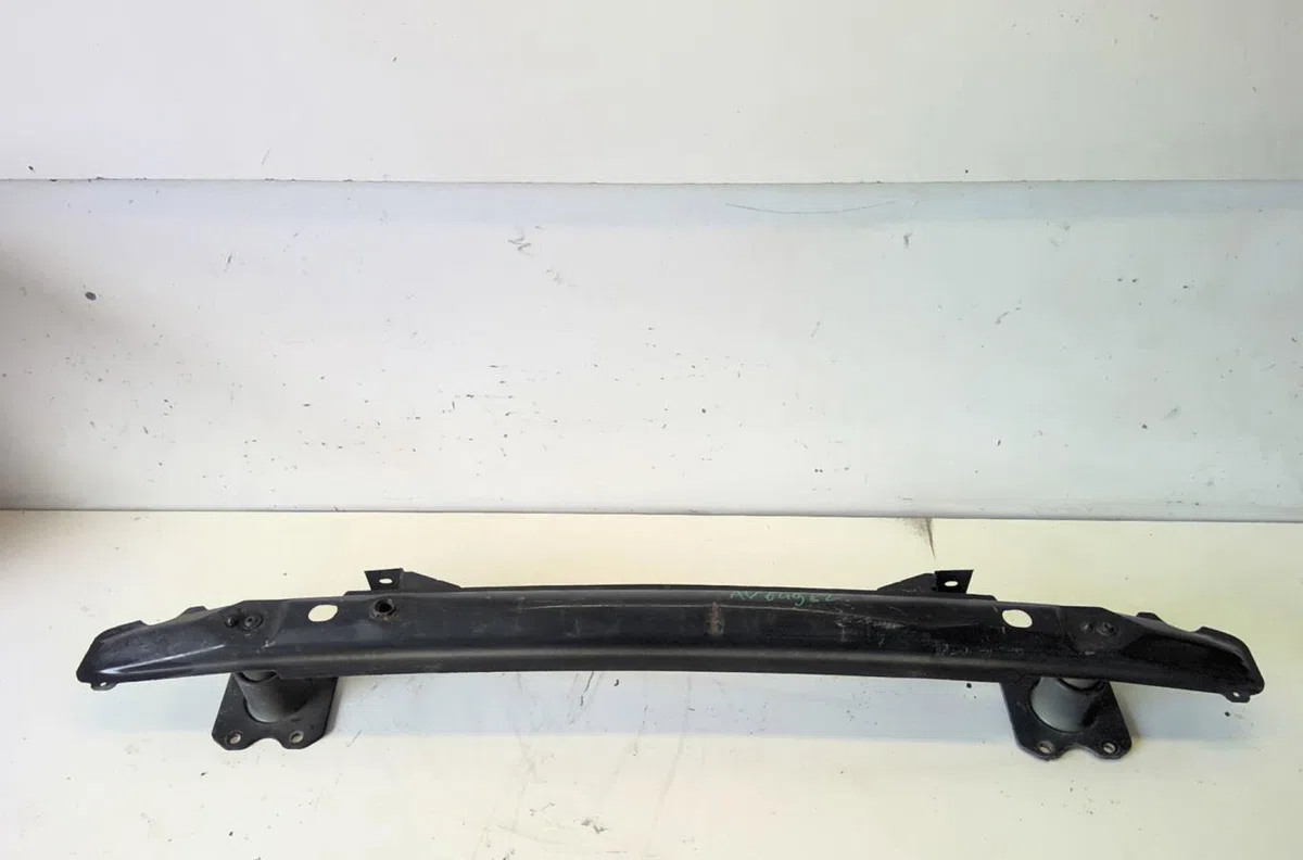 Renfort pare-choc avant Citroen C5 II (RC_) 1.6 hdi (rc8hzb) (2004-2008) occasion