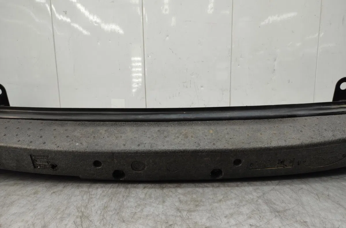 Renfort pare-choc avant FORD KA 2 PHASE 2 occasion