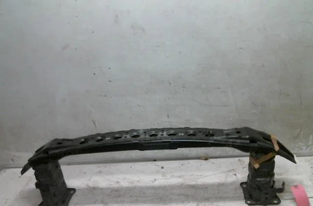 Renfort pare-choc avant Ford KUGA II (DM2) 1.5 ecoboost e85 (2019-2019) occasion