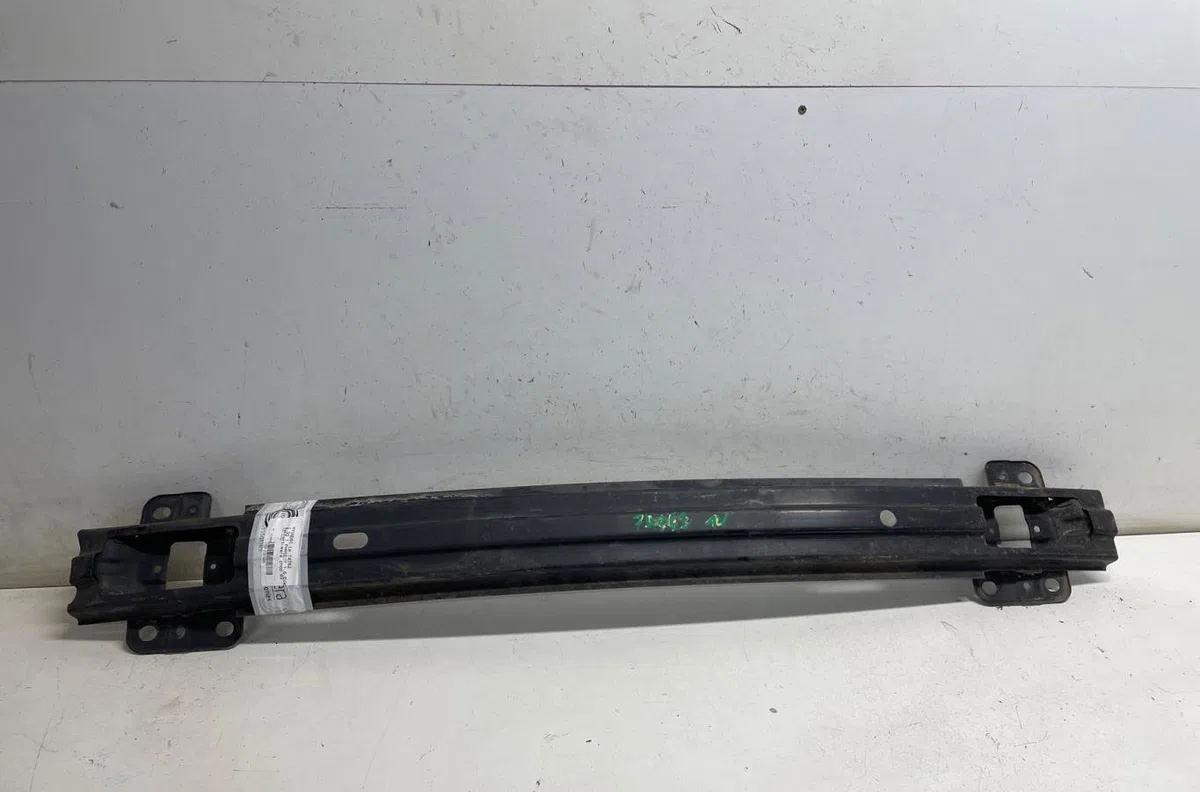 Renfort pare-choc avant Hyundai I30 (FD) 1.6 crdi (2007-2011) occasion