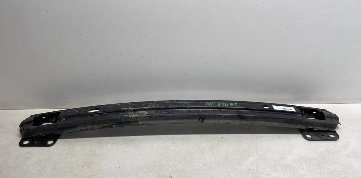 Renfort pare-choc avant Kia CEE'D SW (ED) 1.6 crdi 115 (2007-2012) occasion