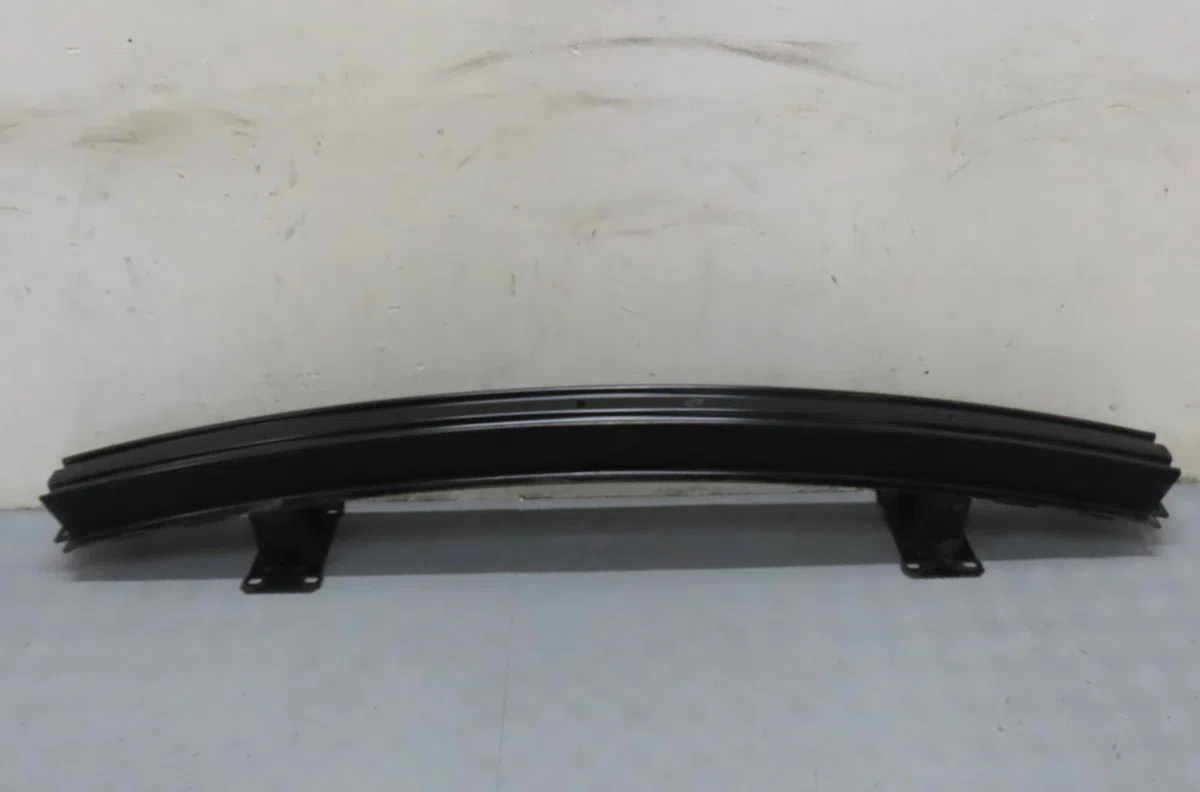Renfort pare-choc avant Land rover RANGE ROVER SPORT I (L320) 2.7 d 4x4 (2005-2013) occasion