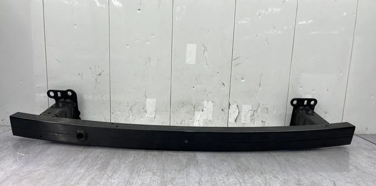 Renfort pare-choc avant NISSAN QASHQAI 1 PHASE 2 occasion
