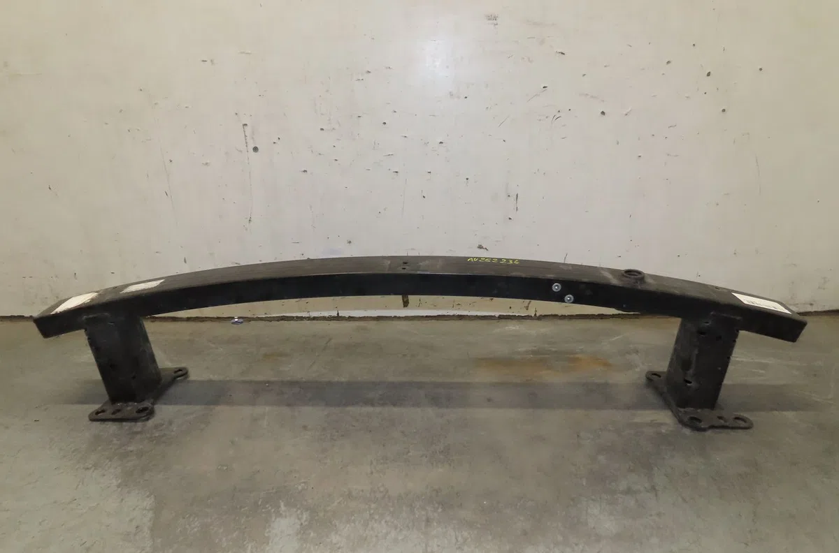 Renfort pare-choc avant Nissan QASHQAI - QASHQAI 2 I (J10, NJ10, JJ10E) 1.5 dci (2010-2013) 5 portes occasion