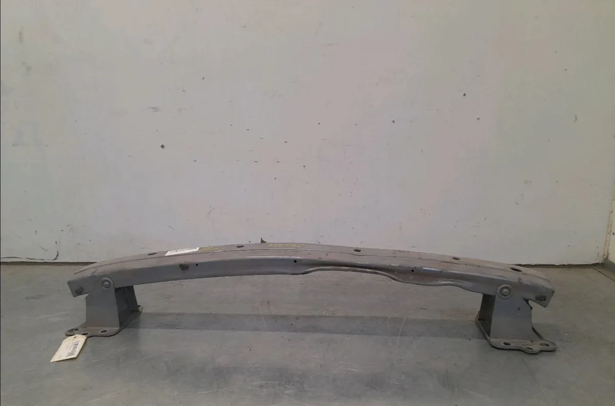 Renfort pare-choc avant Opel CORSA C (X01) 1.4 twinport (f08, f68) (2003-2009) occasion