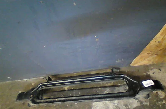 Renfort pare-choc avant Peugeot 407 SW (6E_) 2.0 hdi 135 (2004-2010) occasion