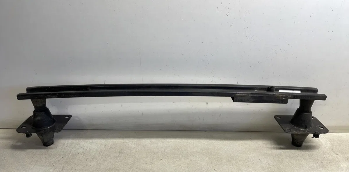 Renfort pare-choc avant Peugeot 5008 (0U_, 0E_) 2.0 hdi 150 - bluehdi 150 (2009-2017) 5 portes occasion