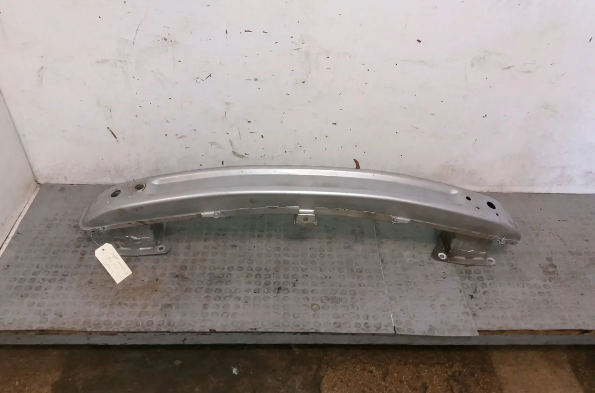 Renfort pare-choc avant Renault ESPACE IV (JK0-1_) 1.9 dci (jk0u) (2003-2005) 5 portes occasion