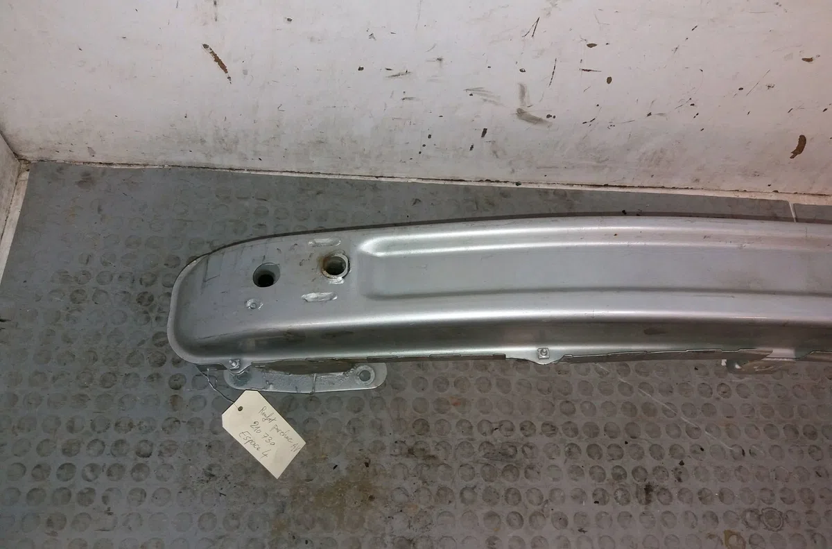 Renfort pare-choc avant Renault ESPACE IV (JK0-1_) 1.9 dci (jk0u) (2003-2005) 5 portes occasion