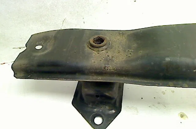 Renfort pare-choc avant Renault KANGOO - GRAND KANGOO II (KW0-1_) 1.5 dci 105 (kw0f) (2008) occasion
