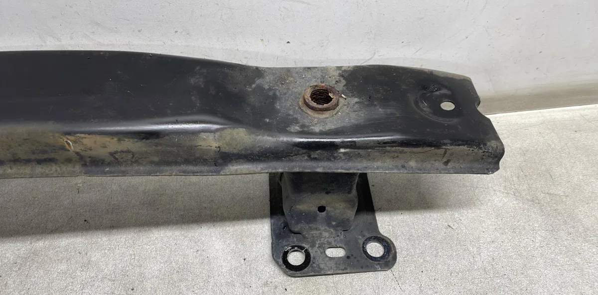 Renfort pare-choc avant Renault KANGOO - GRAND KANGOO II (KW0-1_) 1.5 dci 85 (kw0k, kw0l, kw0b) (2008) 4 portes occasion