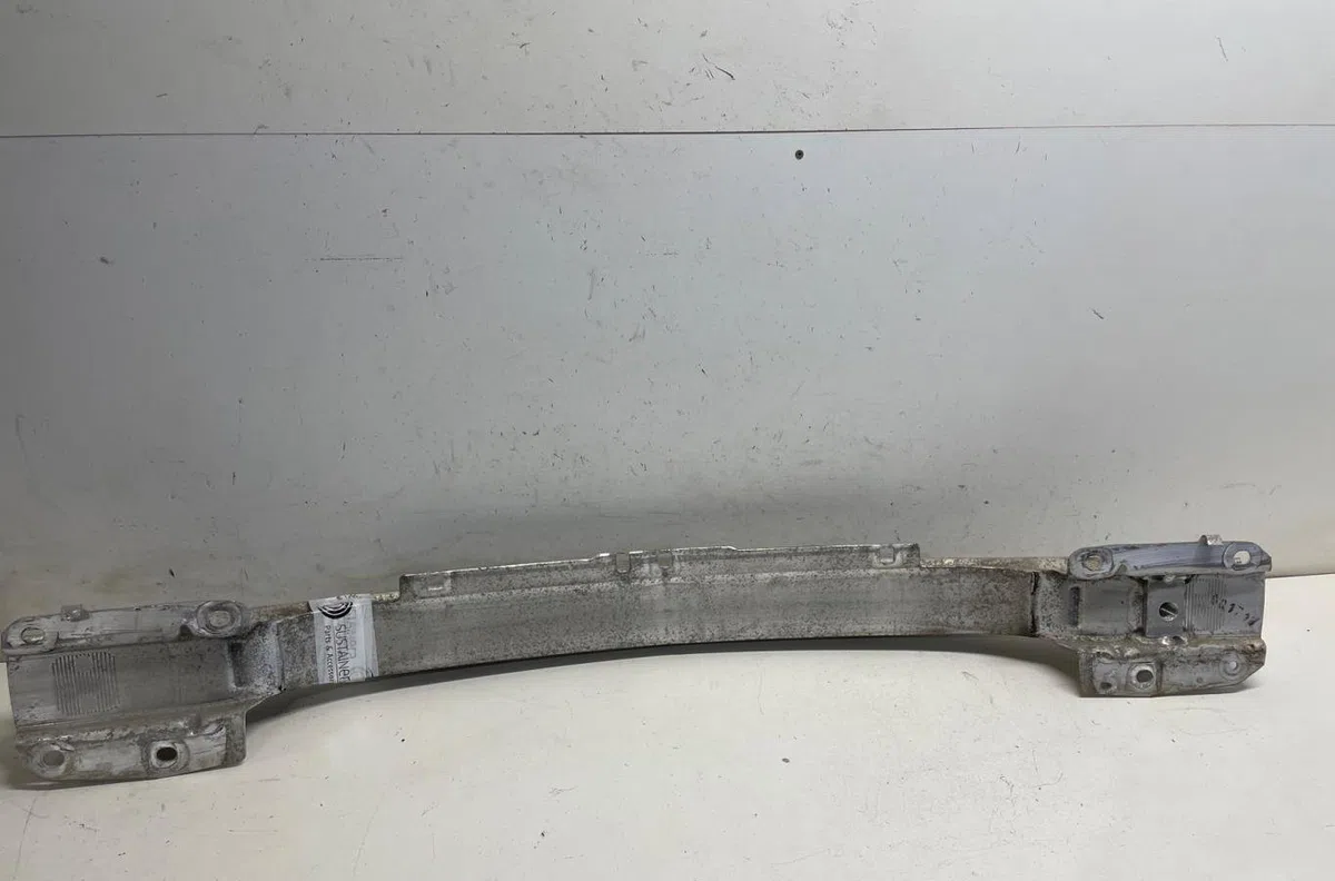 Renfort pare-choc avant Renault LAGUNA III (BT0-1) 1.5 dci (bt00, bt0a, bt0t, bt1j) (2007-2015) 5 portes occasion