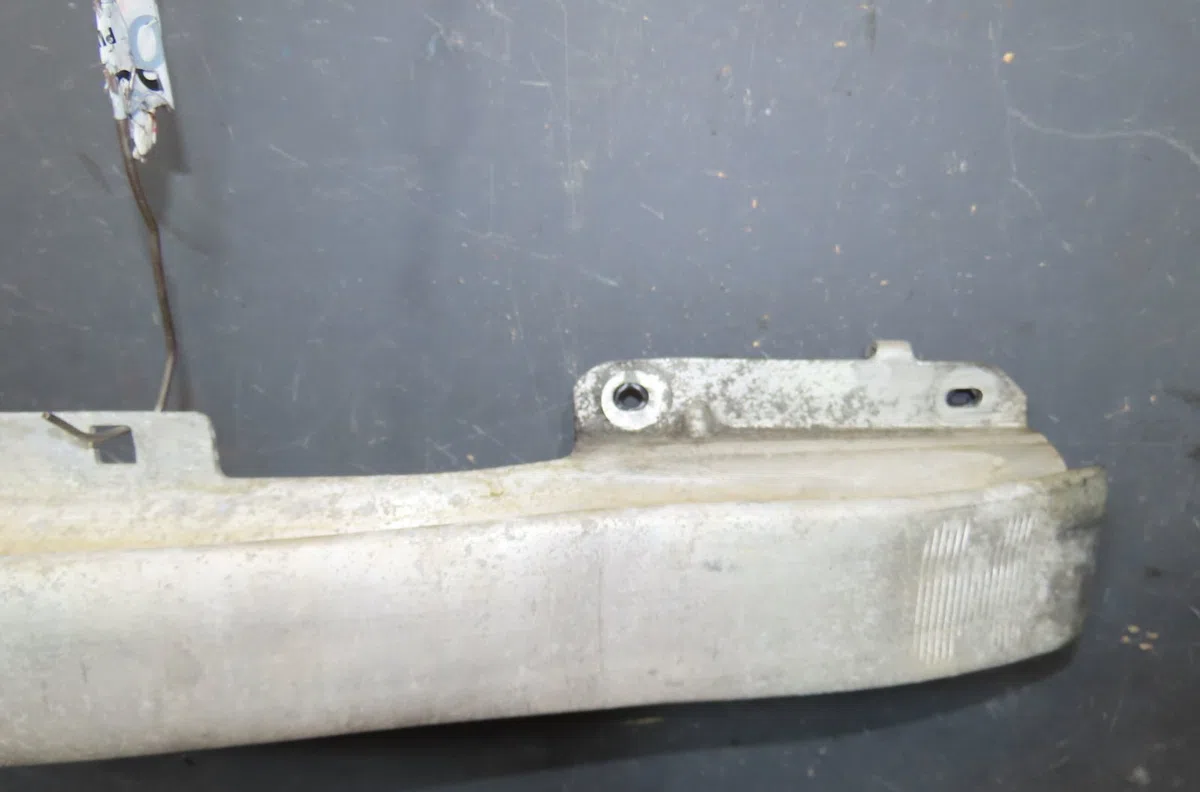 Renfort pare-choc avant Renault LAGUNA III (BT0-1) 2.0 dci (bt07, bt0j, bt14, bt1a, bt1s) (2007-2015) 5 portes occasion