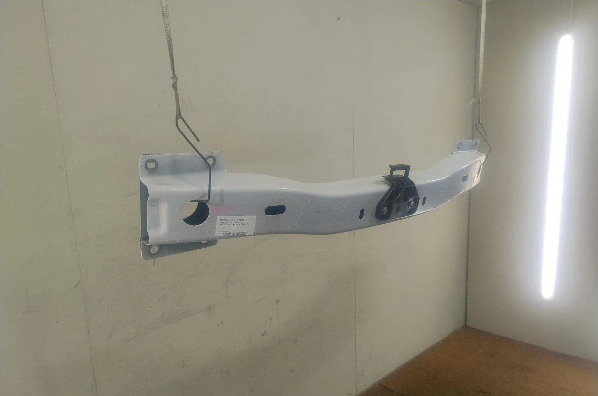 Renfort pare-choc avant Renault MASTER III Camion plate-forme-Châssis (EV, HV, UV) 2.3 dci 130 rwd (hv01, hv10, hv11, hv